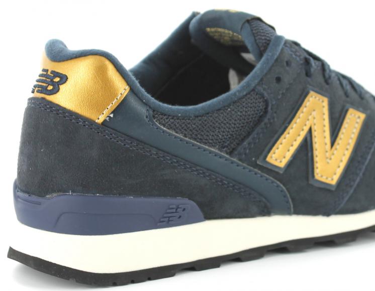 new balance bleu marine et dore